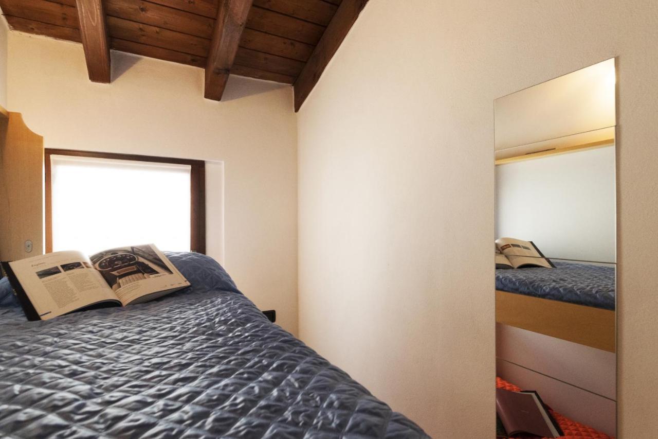 2-Bedroom Lakeview Apartment At The Lake Acquaseria Exteriér fotografie