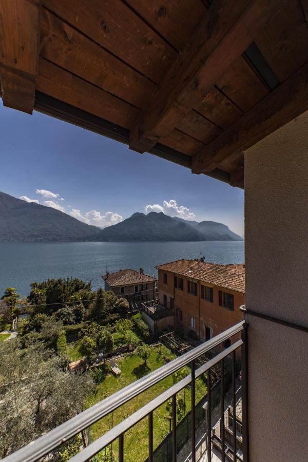 2-Bedroom Lakeview Apartment At The Lake Acquaseria Exteriér fotografie